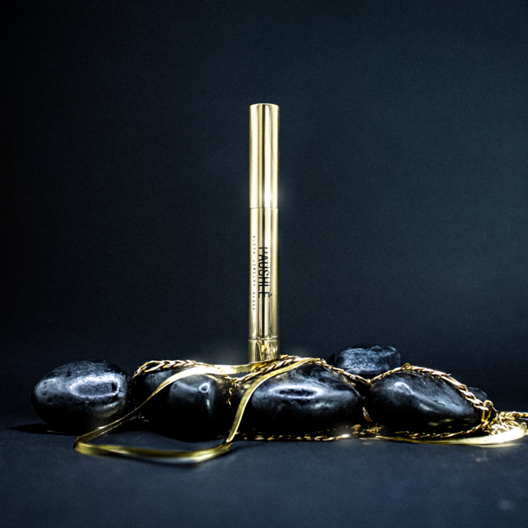 Elevate Your Shine with PAUSHLÈ Sleek Jewelry Gloss